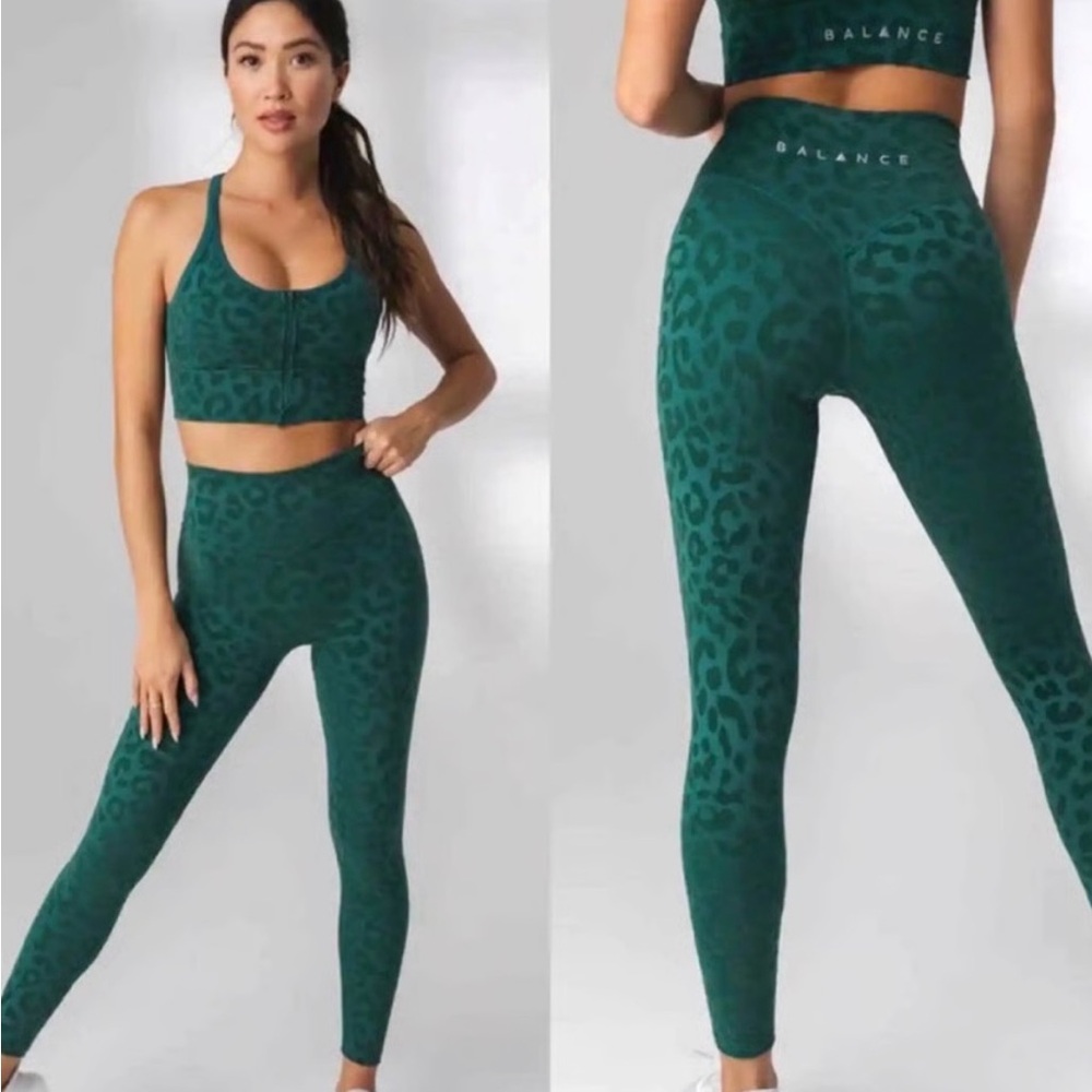 Women's Green Leopard Print Leggings